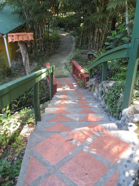 Casa Madre Tierra Hotell Vilcabamba Exteriör bild